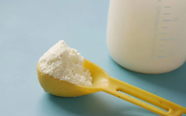 Nestle, în centrul atenției: Laptele praf pentru sugari retras din peste 50 de țări, inclusiv China și Brazilia