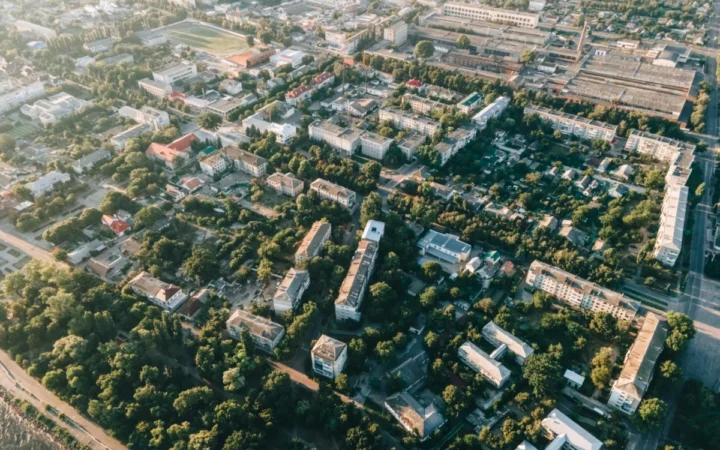 Război pe transport și deșeuri între București și Ilfov: Thuma îl acuză pe Ciucu că „se preface” și amenință cu măsuri dure