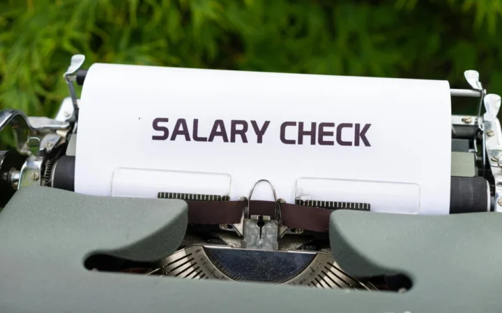 Salariul minim din România crește cu 50% în doi ani: Avans record în Europa Centrală și de Est