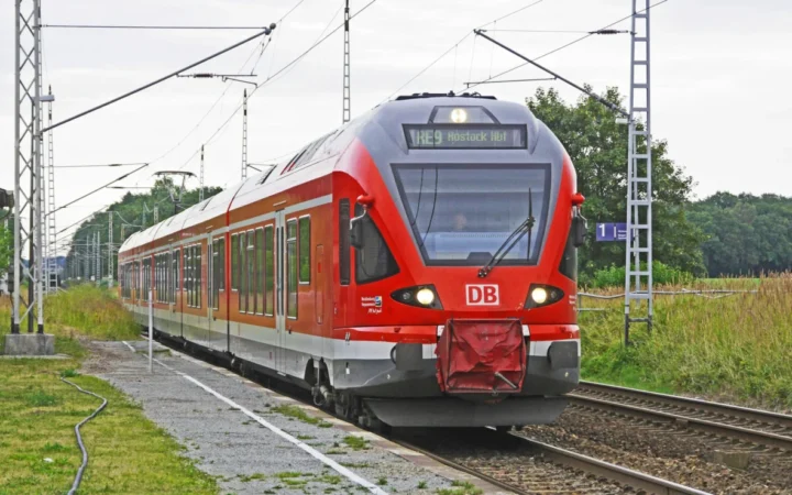 Tragedie pe șine: Impiegat de tren ucis de un pasager fără bilet în Germania