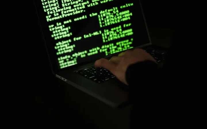 Val de atacuri cibernetice în România: 78% dintre companii nu au strategii de securitate informatică