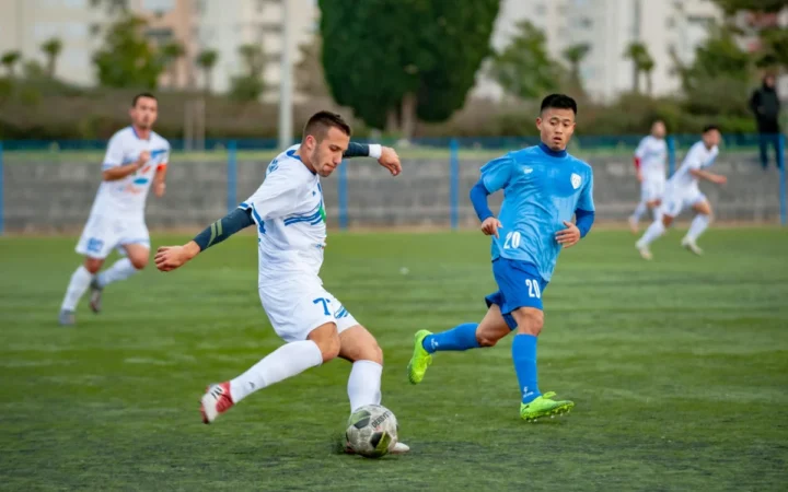 Universitatea Craiova Rămâne Lider! Surprize și Răsturnări de Situație în Etapa a 25-a din Superliga