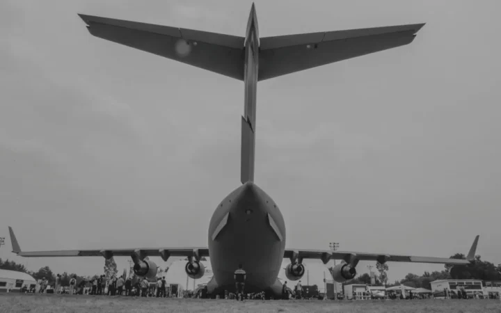 Tragedie aeriană în Amazon: Opt morți și zeci de răniți după prăbușirea unui avion militar columbian