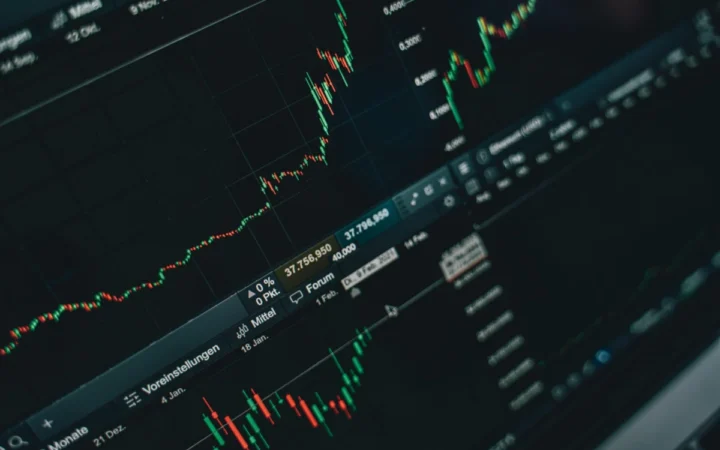 6.800 de miliarde de dolari s-au topit într-o săptămână – Ce nu se vede dincolo de calmul piețelor