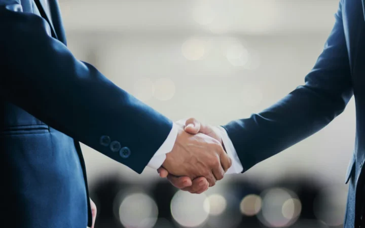 UE pregătește cea mai mare relaxare a regulilor pentru fuziuni corporative din ultimele decenii, pentru a crea „campioni globali” europeni