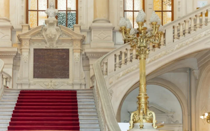 Melania Trump și Regina Camilla: Eleganță și simboluri regale la ceremonia de primire de la Casa Albă