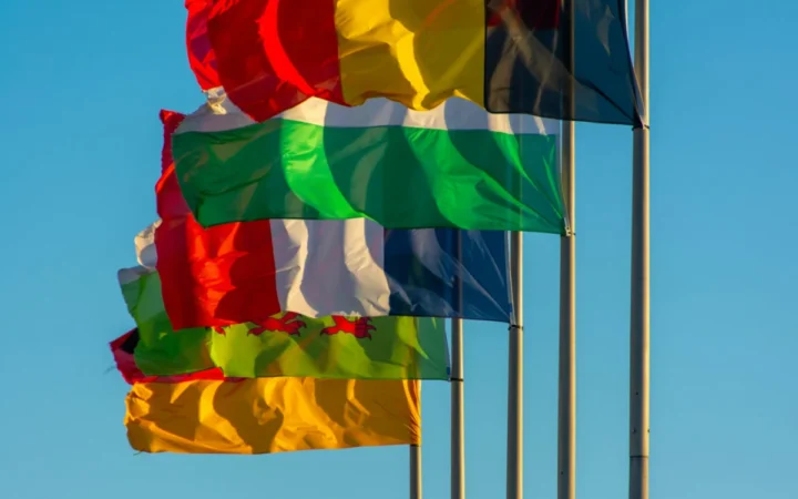 Drapelul UE revine pe Parlamentul Ungariei: Semnal istoric de la Budapesta către Europa