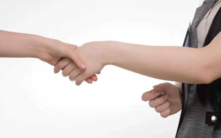Hamas felicită Iranul pentru „fermitate” și speră la oprirea agresiunii în Gaza