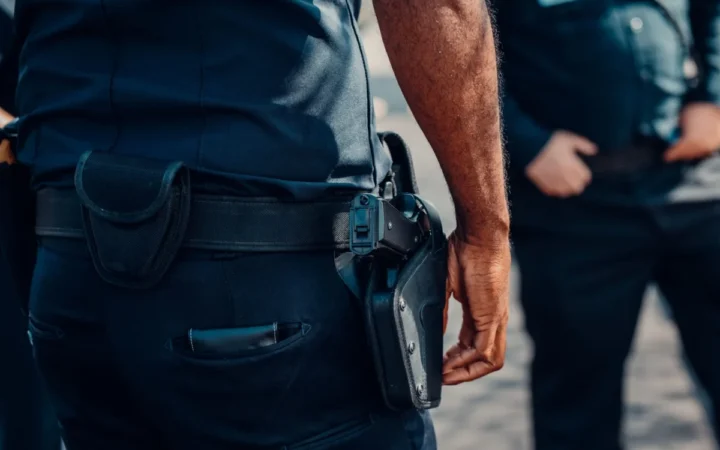 Atac cu duba la festivalul Pride din Berlin: Un tânăr de 21 de ani ucis de poliție după ce a intrat în mulțime
