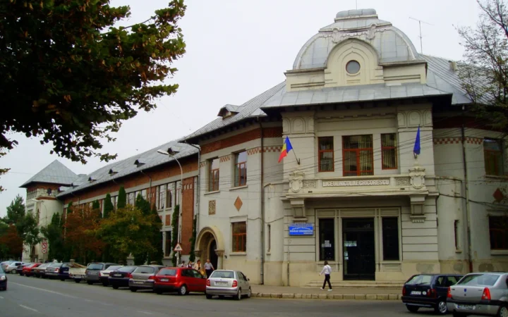 Fizica în România: lipsa resurselor blochează educația și avansul cercetării