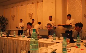 Cea mai lungă masă din lume în București: record pentru spitalul de psihiatrie pediatrică